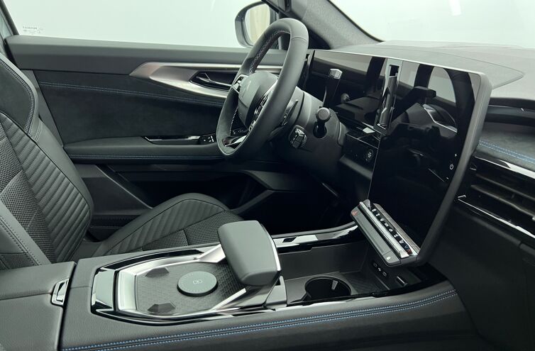 RENAULT Austral SUV Hybride Essence