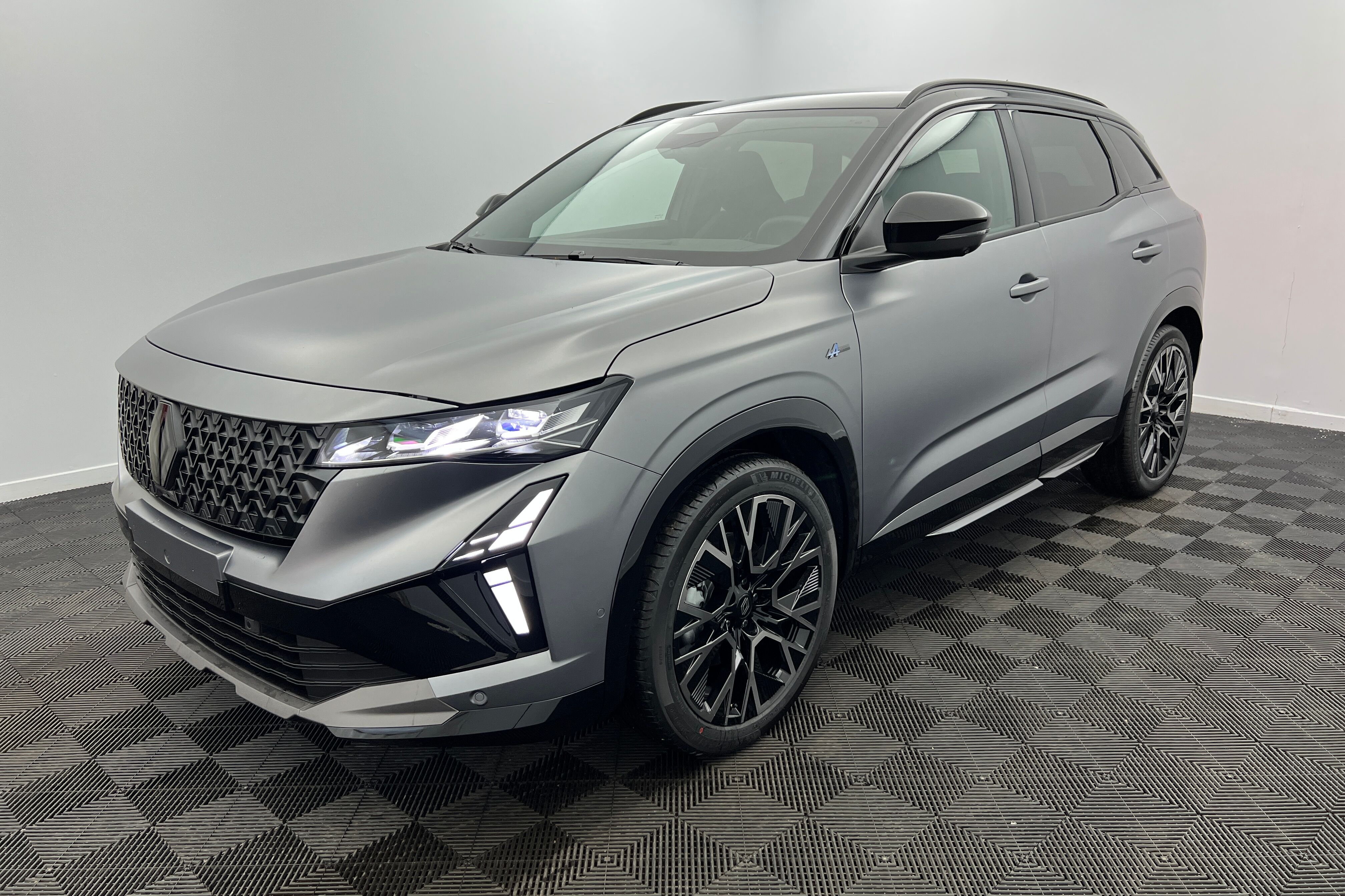 RENAULT Austral SUV Hybride