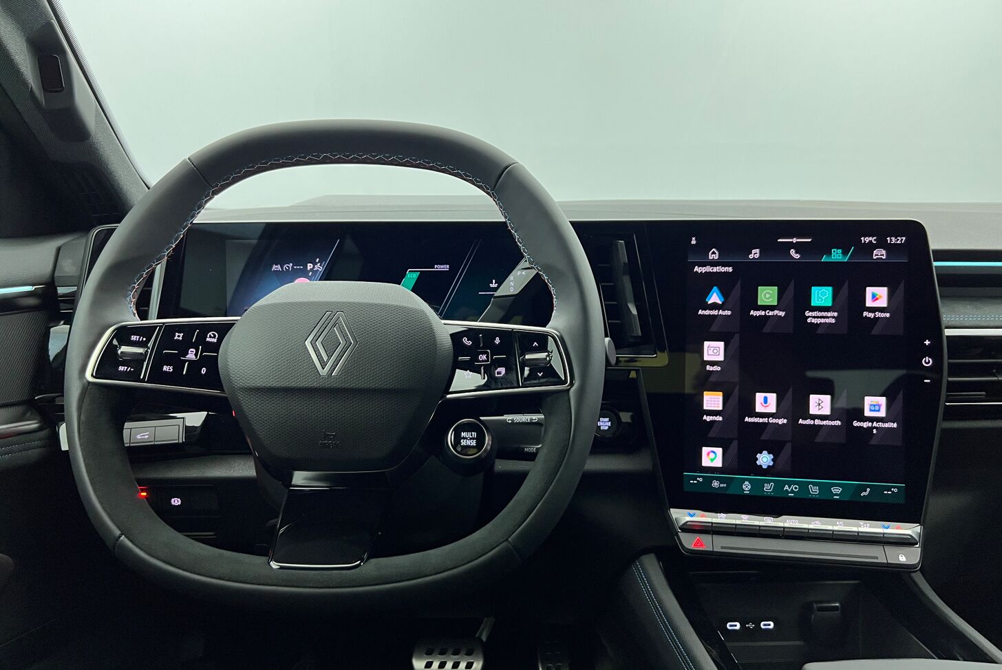 RENAULT Austral SUV Hybride Essence