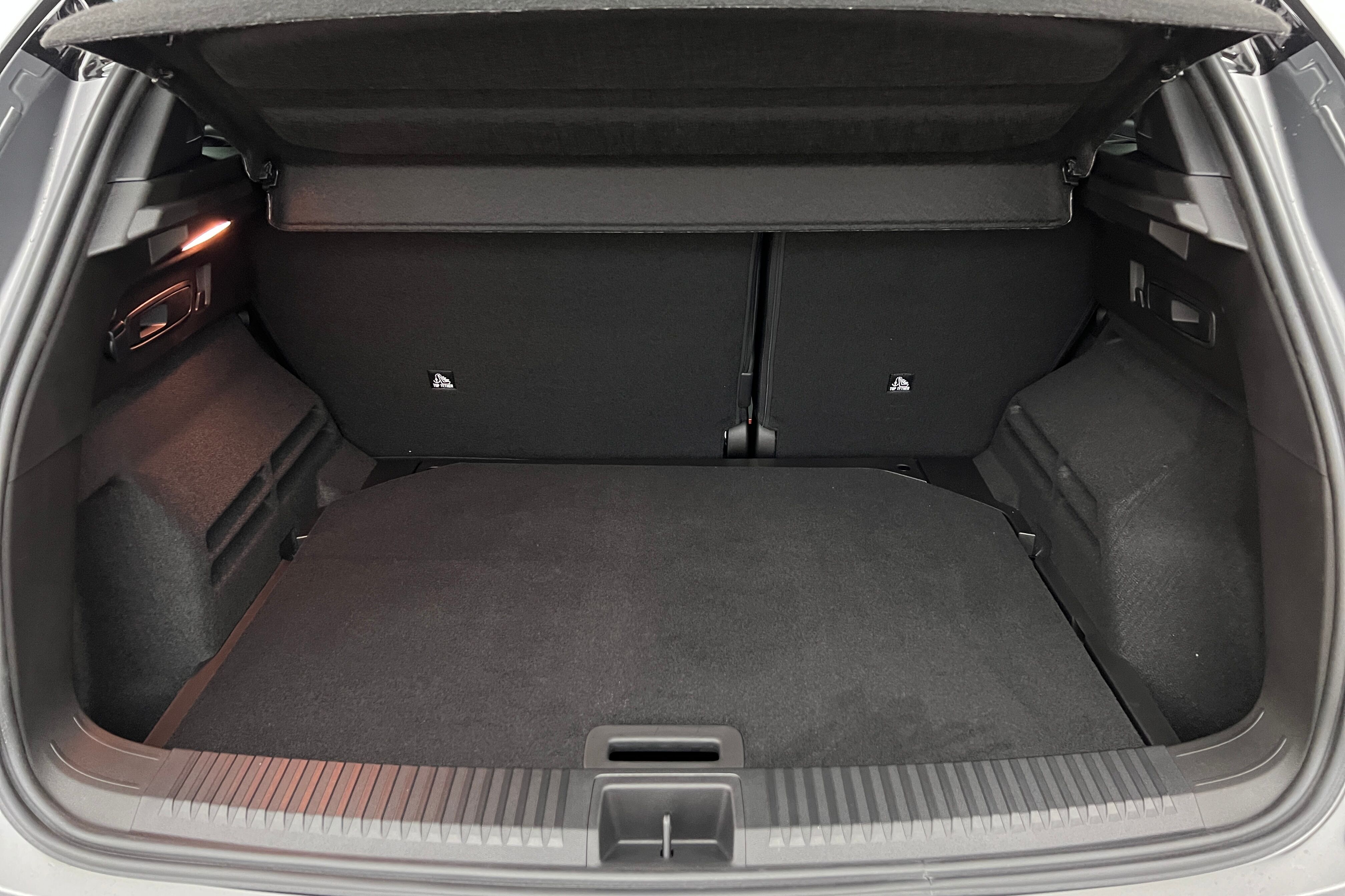 RENAULT Austral SUV Hybride — photo 18
