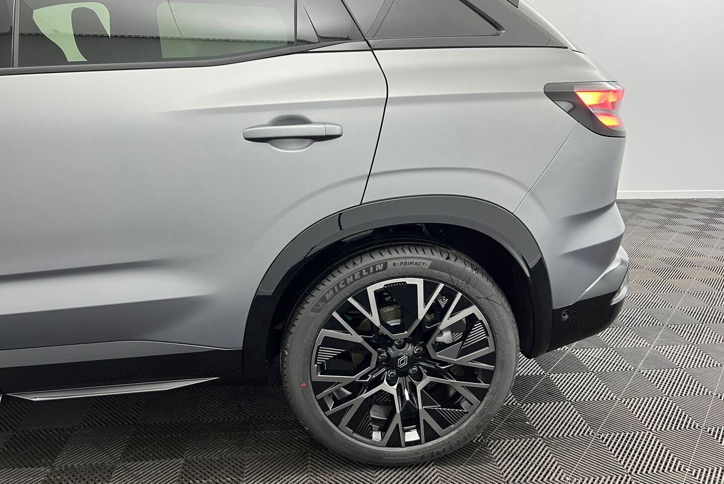 RENAULT Austral SUV Hybride Essence
