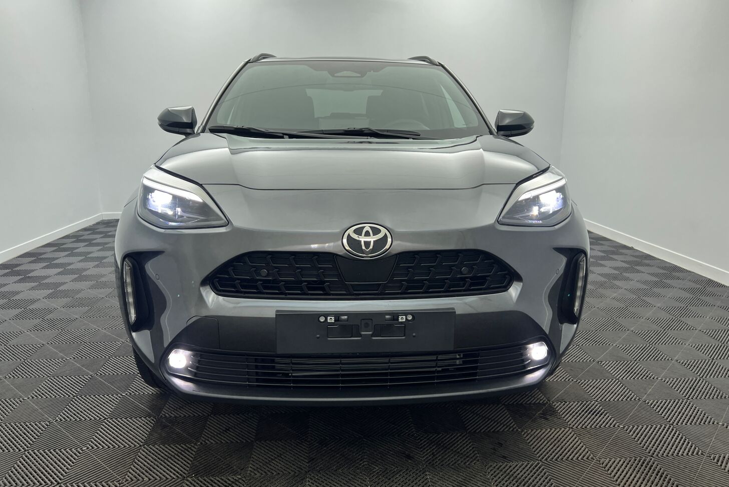 TOYOTA Yaris Cross SUV Hybride Essence