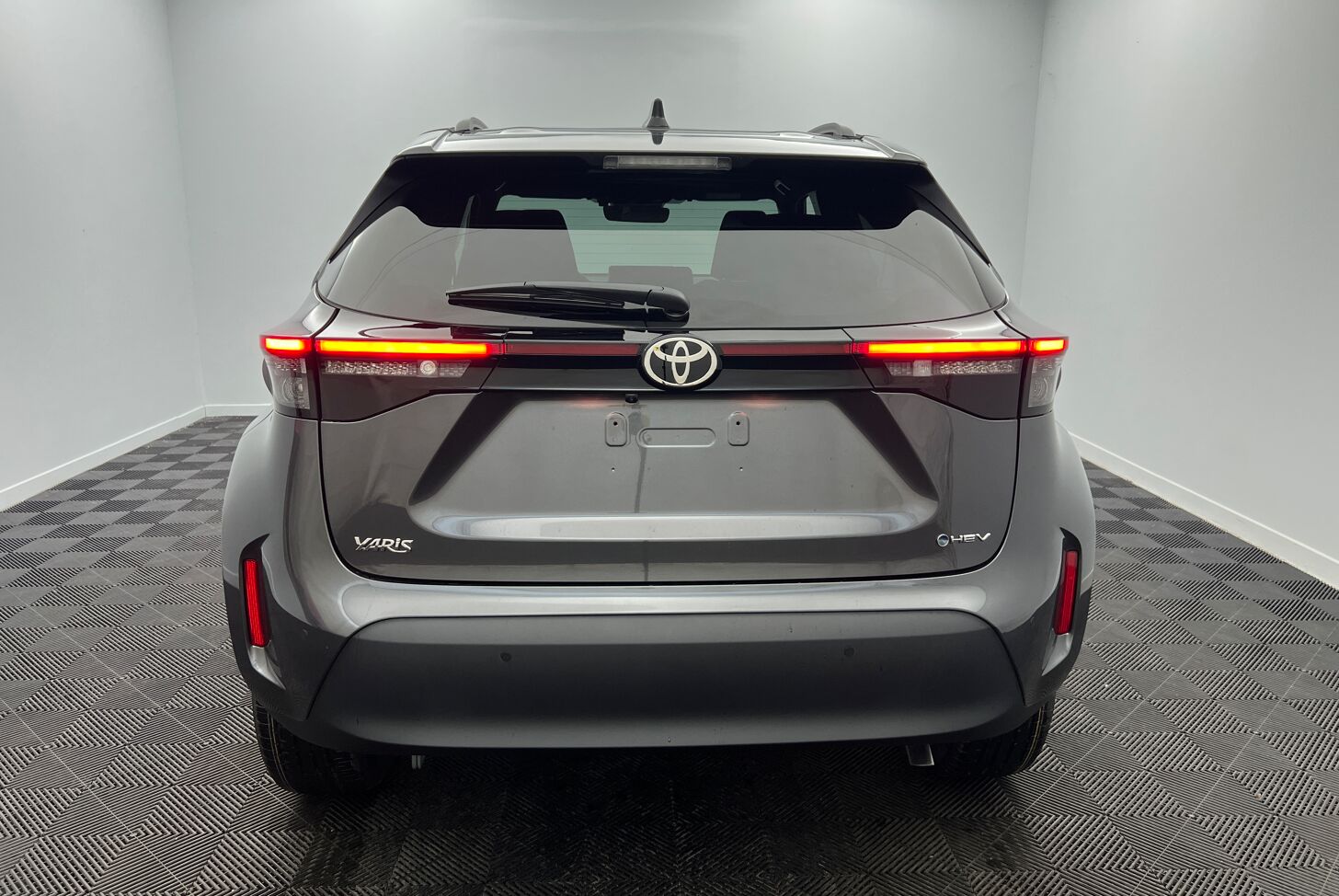 TOYOTA Yaris Cross SUV Hybride Essence