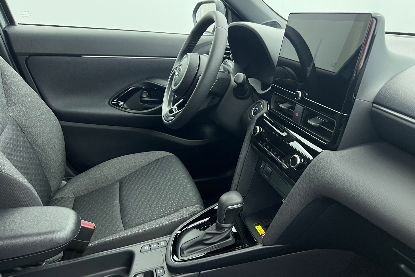 TOYOTA Yaris Cross SUV Hybride Essence