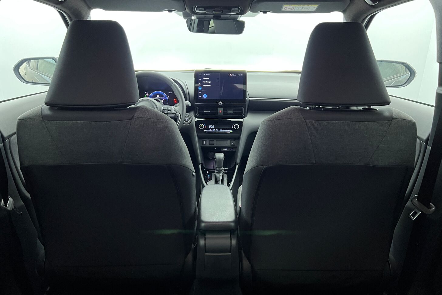 TOYOTA Yaris Cross SUV Hybride Essence