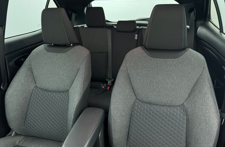 TOYOTA Yaris Cross SUV Hybride Essence