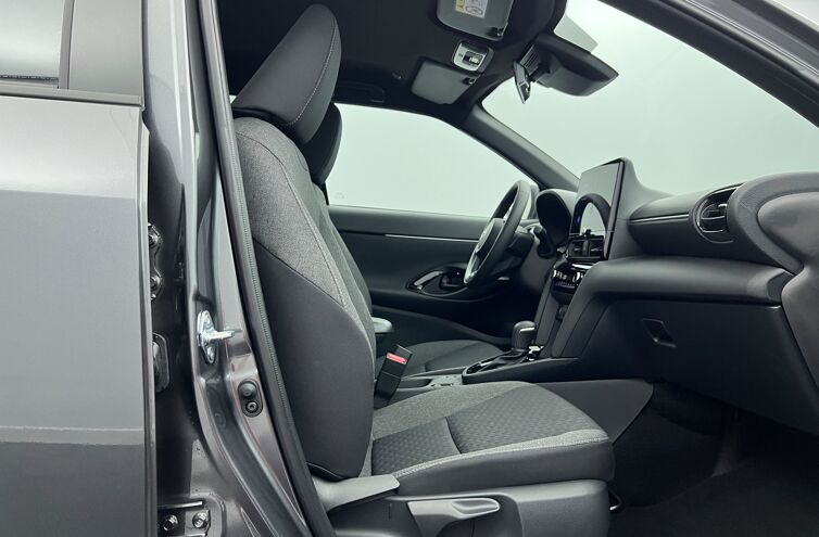 TOYOTA Yaris Cross SUV Hybride Essence