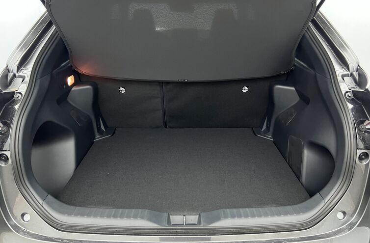 TOYOTA Yaris Cross SUV Hybride Essence