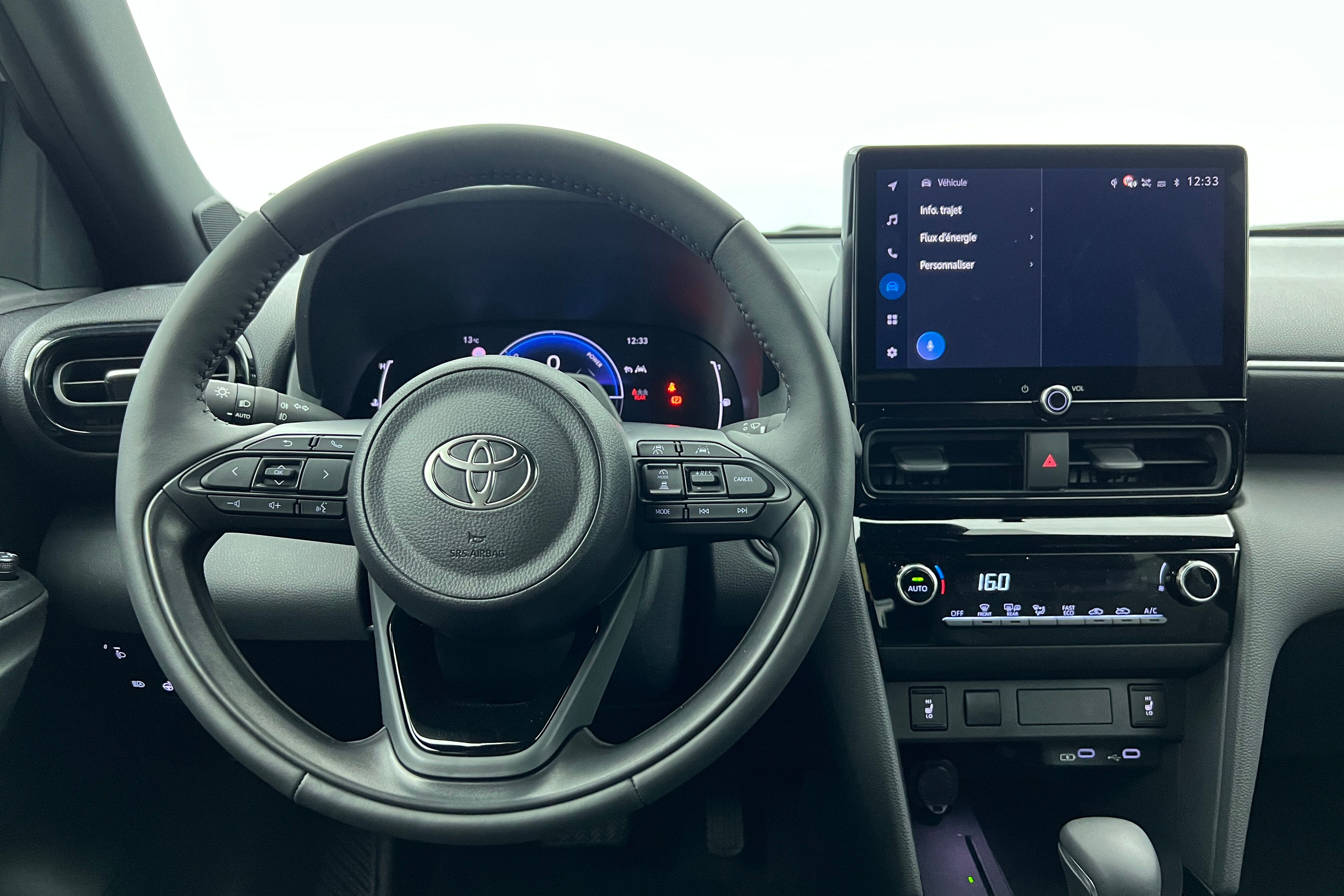TOYOTA Yaris Cross SUV Hybride — photo 7