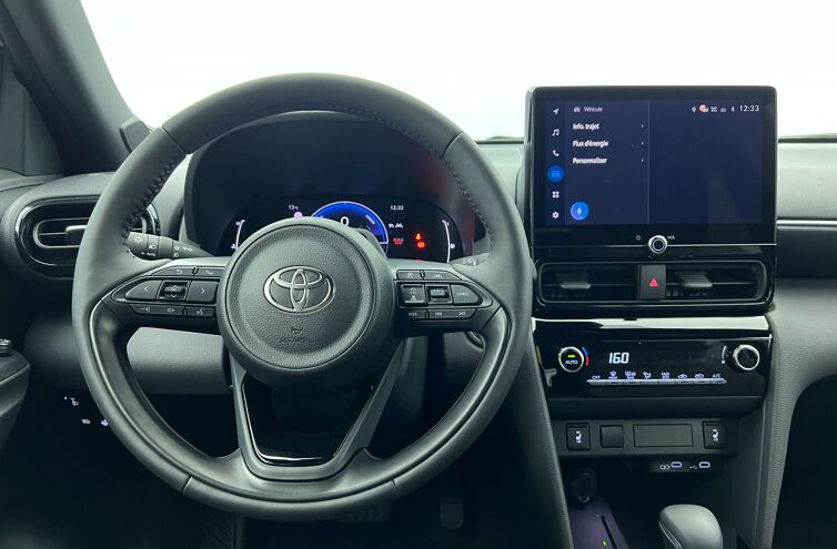 TOYOTA Yaris Cross SUV Hybride Essence