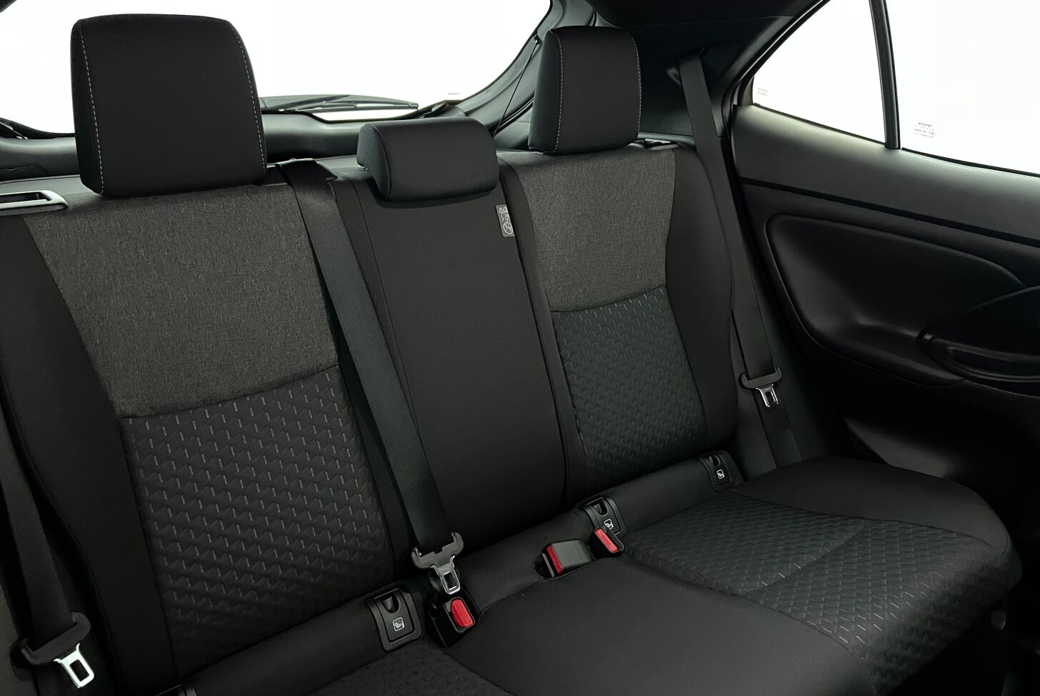 TOYOTA Yaris Cross SUV Hybride Essence