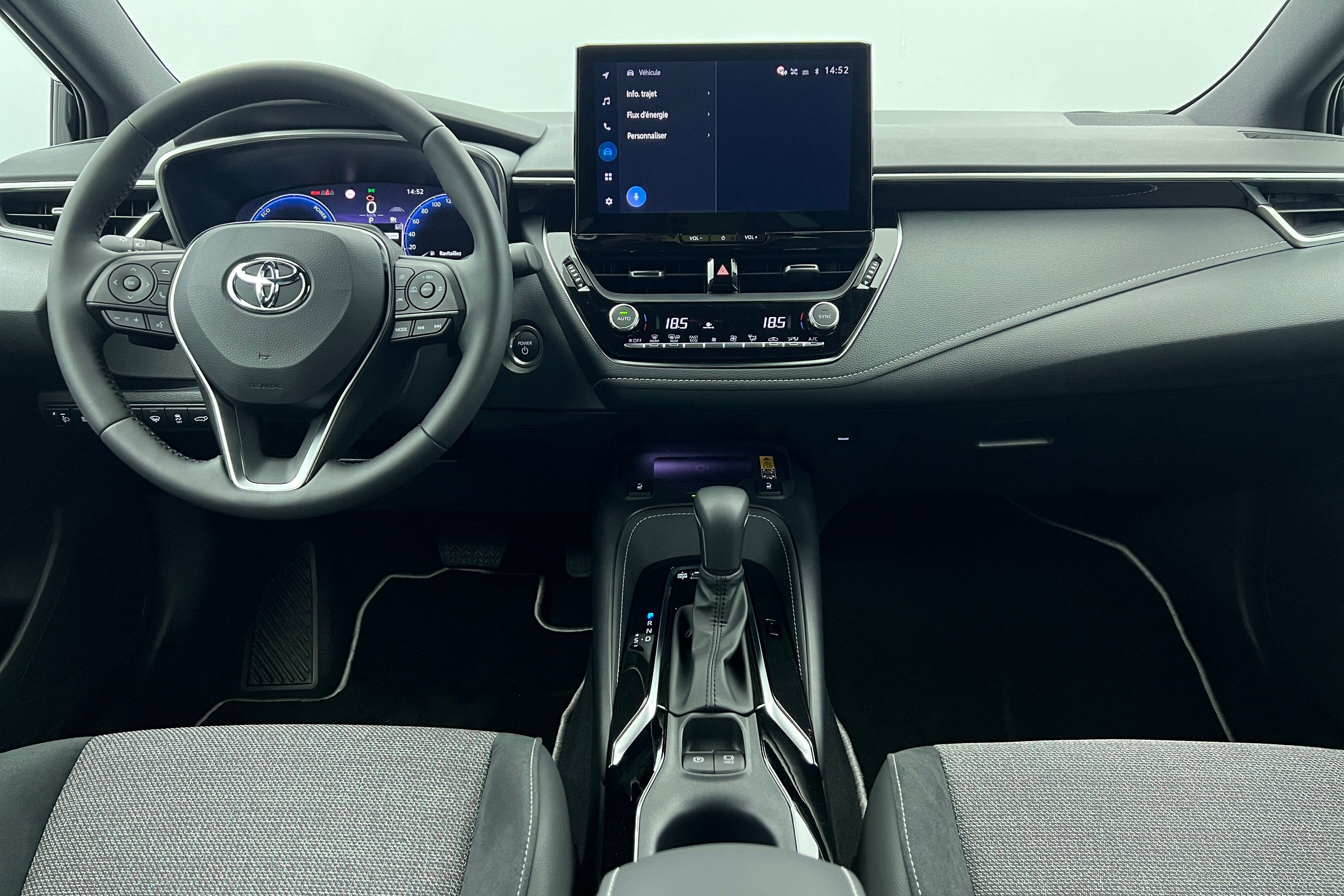 TOYOTA Corolla Touring Sports — photo 8