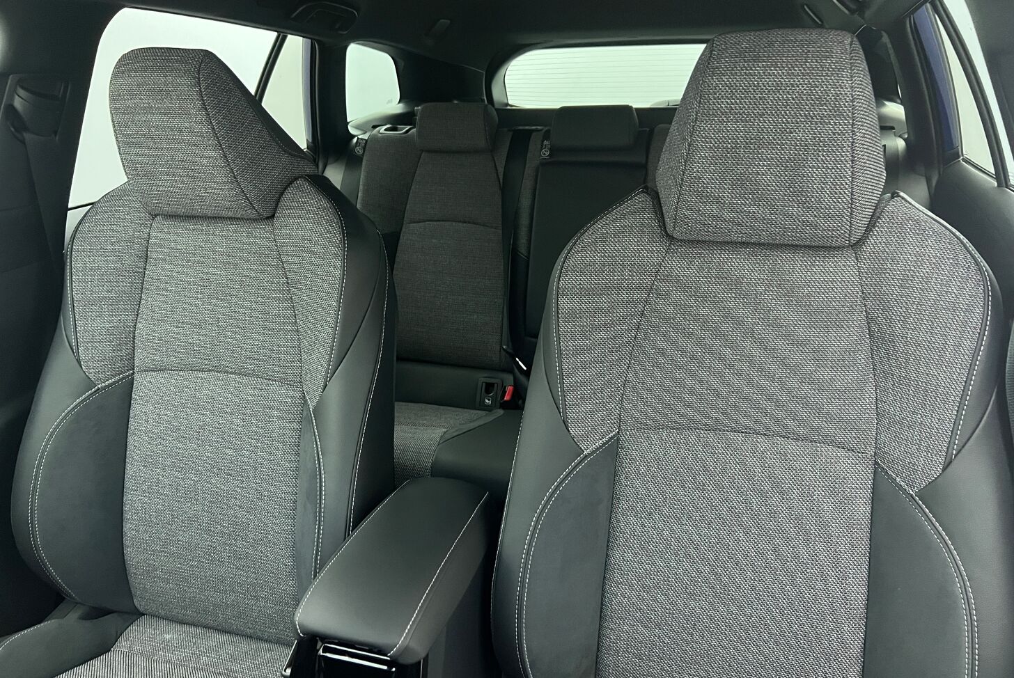 TOYOTA Corolla Touring Sports Break Hybride Essence