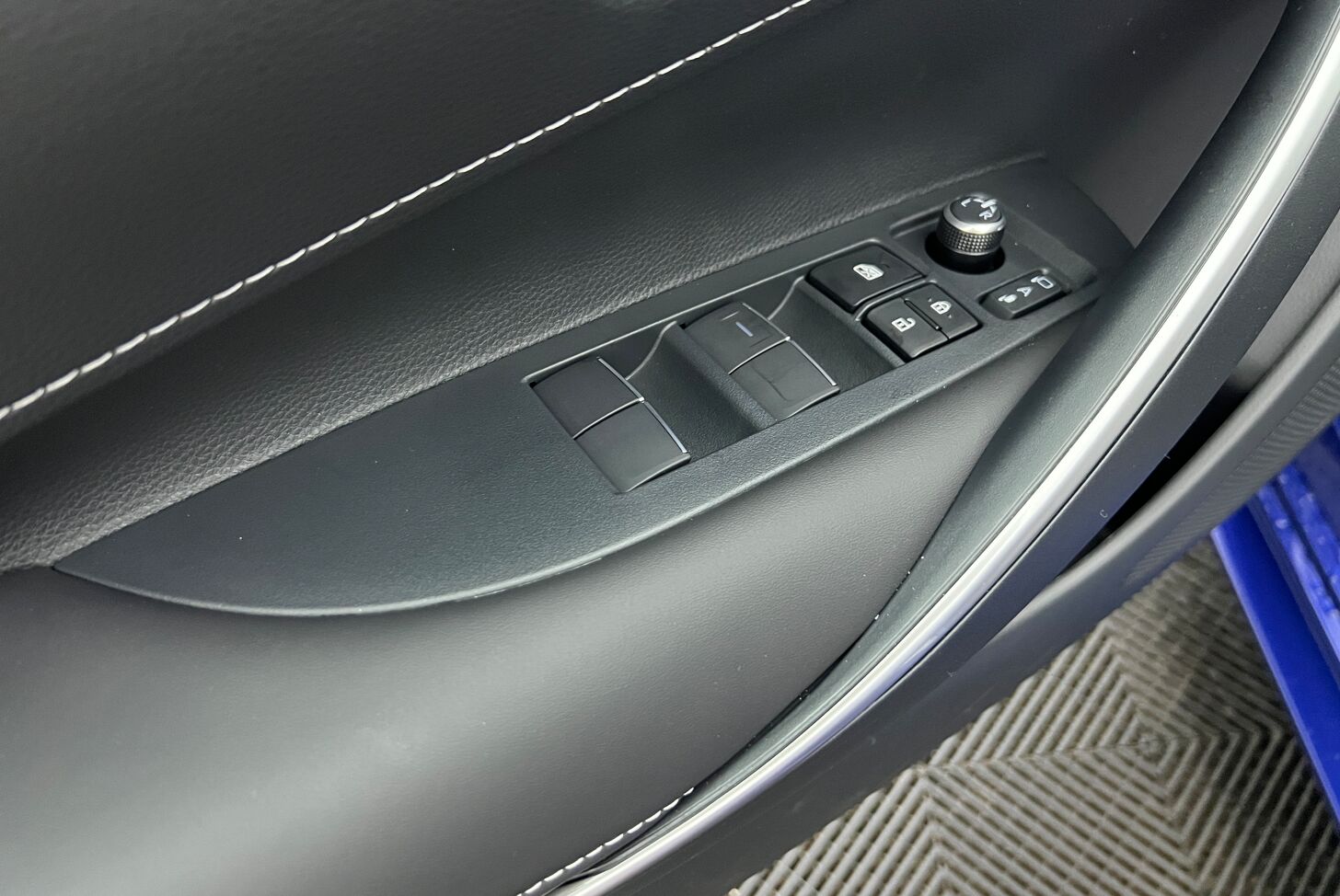 TOYOTA Corolla Touring Sports Break Hybride Essence