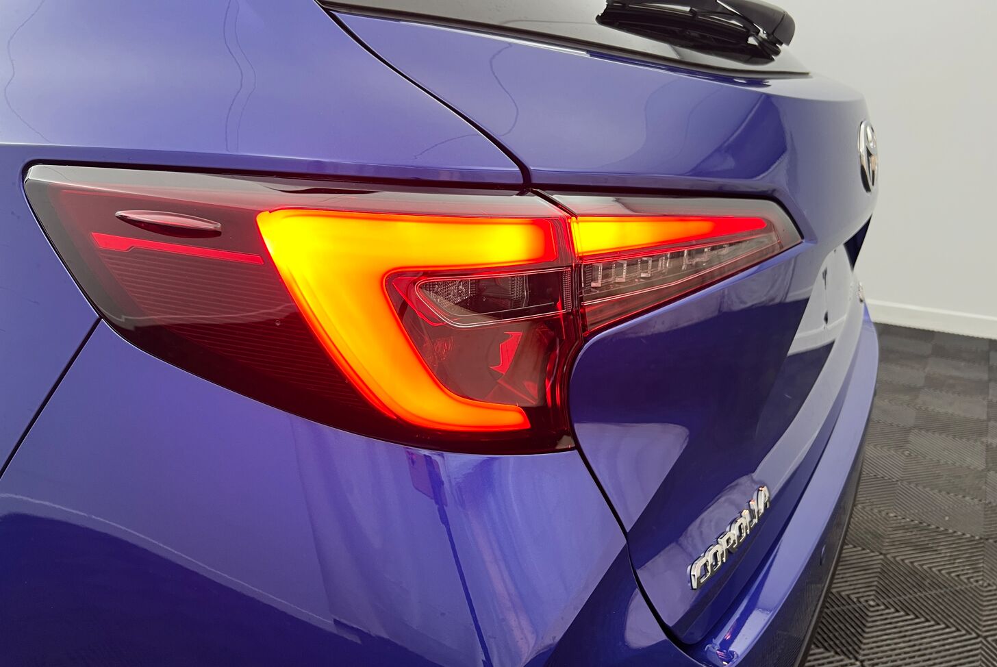 TOYOTA Corolla Touring Sports Break Hybride Essence