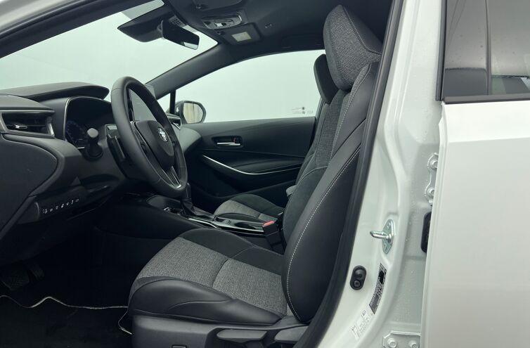 TOYOTA Corolla Touring Sports Break Hybride Essence