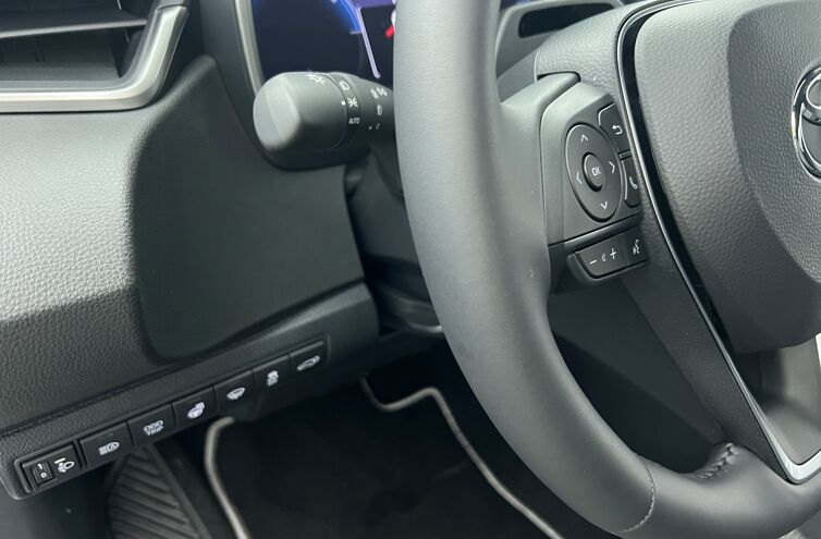 TOYOTA Corolla Touring Sports Break Hybride Essence