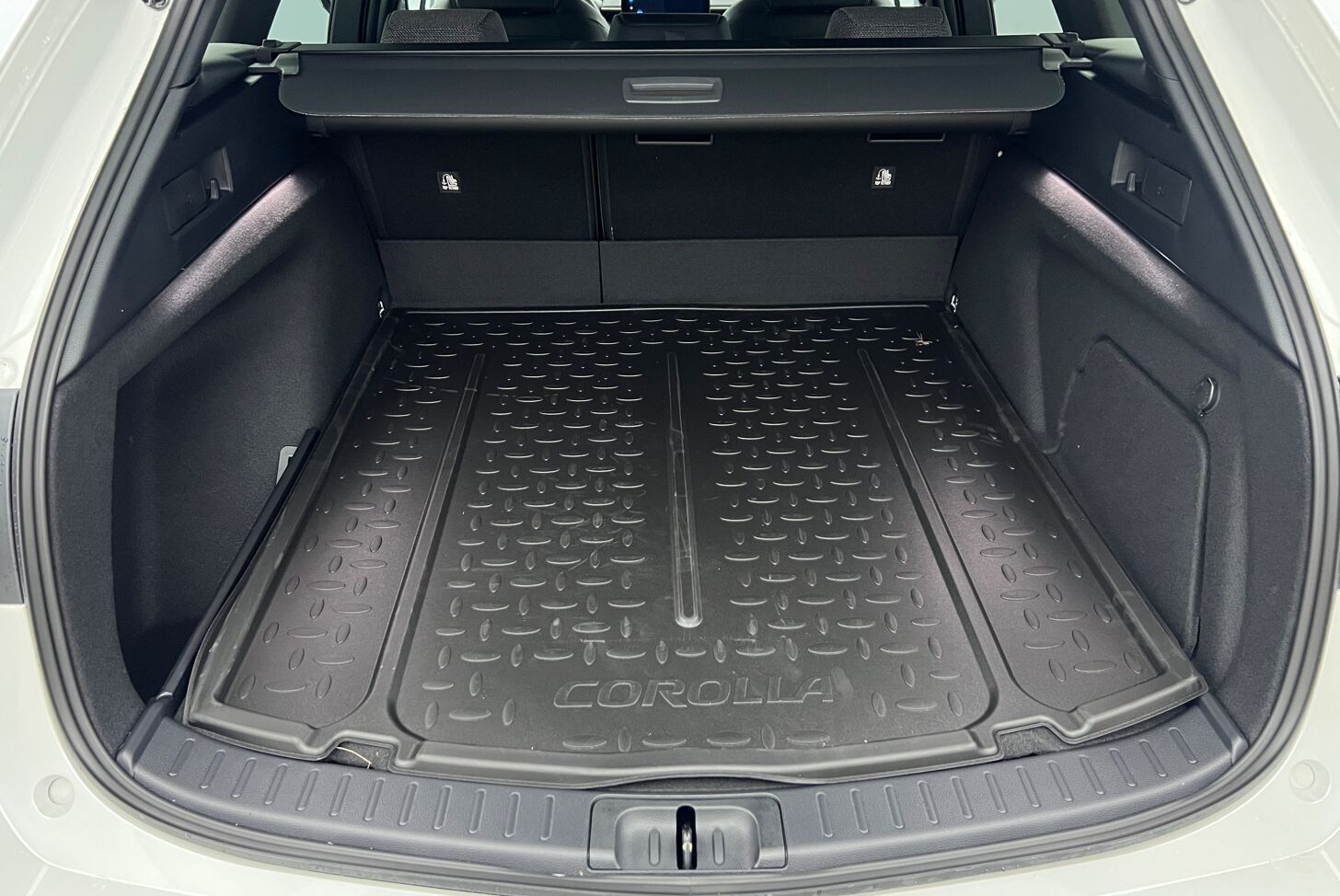 TOYOTA Corolla Touring Sports Break Hybride Essence