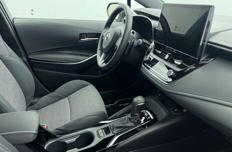 TOYOTA Corolla Touring Sports Break Hybride Essence