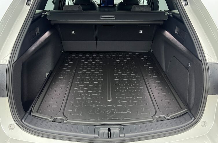 TOYOTA Corolla Touring Sports Break Hybride Essence