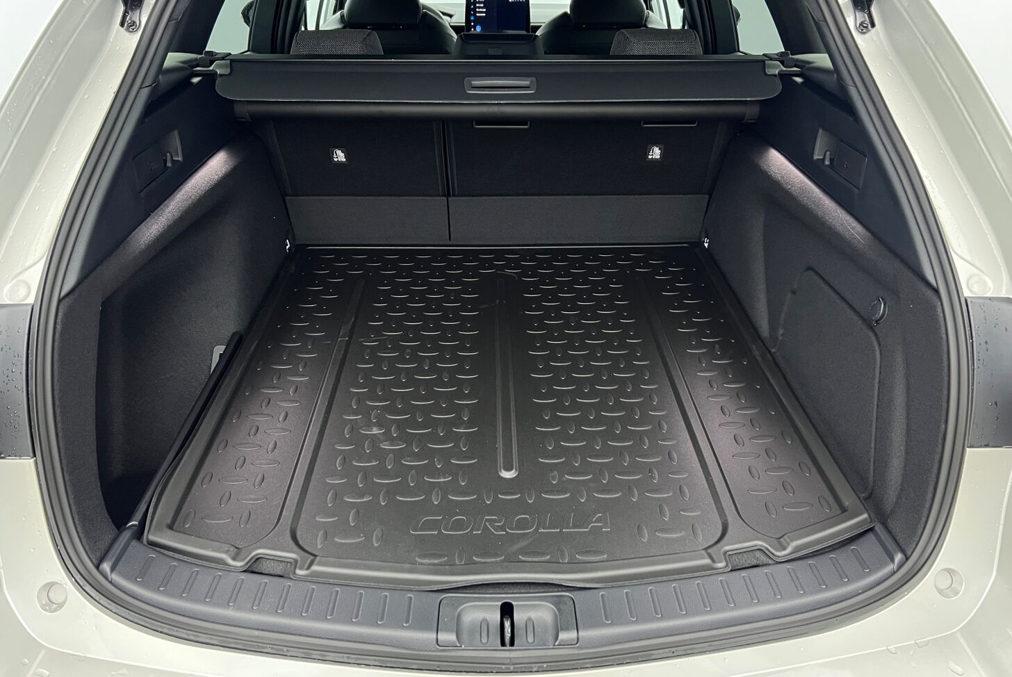 TOYOTA Corolla Touring Sports Break Hybride Essence