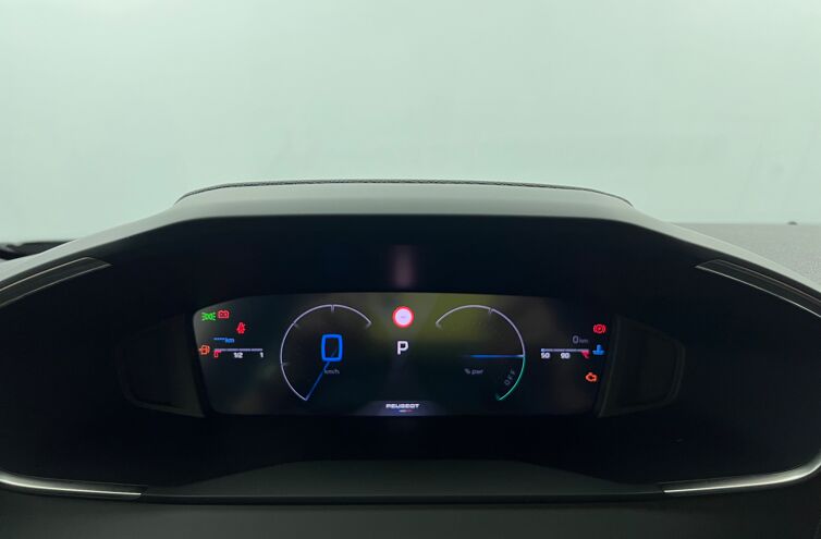 PEUGEOT 2008 SUV Hybride Essence