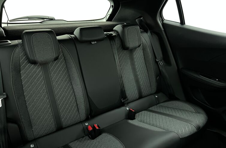 PEUGEOT 2008 SUV Hybride Essence