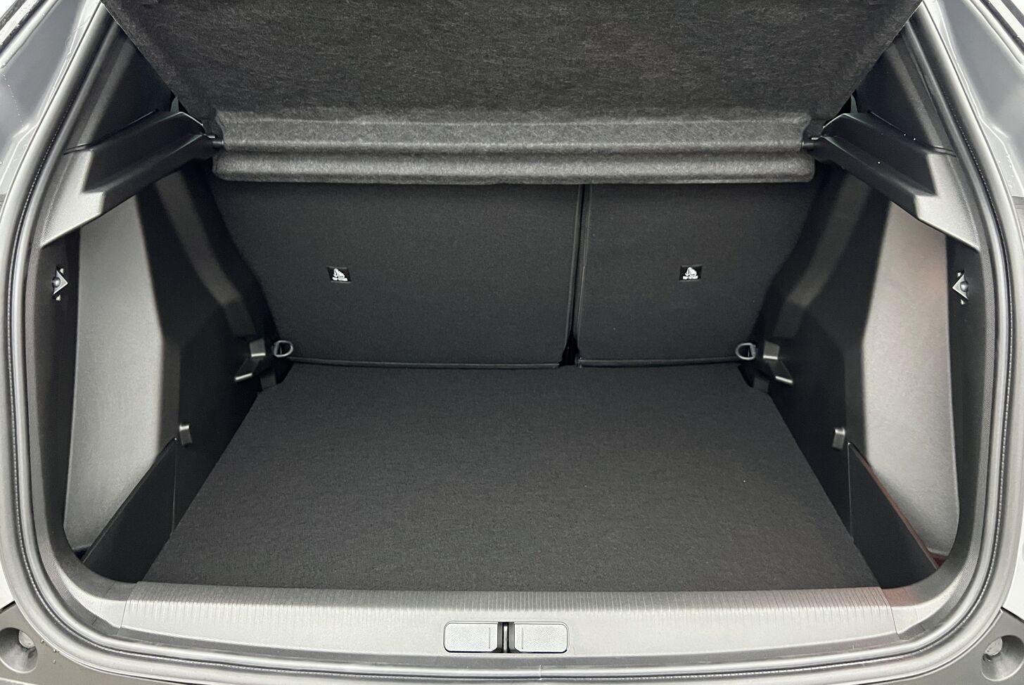 PEUGEOT 2008 SUV Hybride Essence