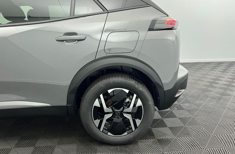 PEUGEOT 2008 SUV Hybride Essence