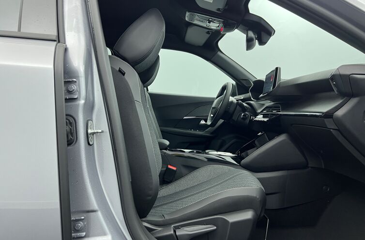 PEUGEOT 2008 SUV Hybride Essence