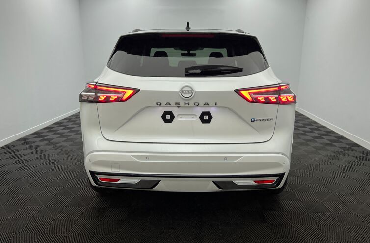 NISSAN Qashqai SUV Hybride Essence
