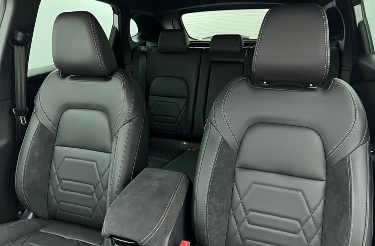 NISSAN Qashqai SUV Hybride Essence
