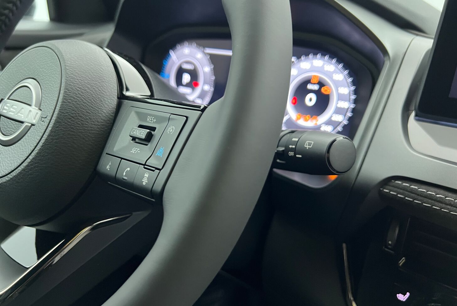 NISSAN Qashqai SUV Hybride Essence