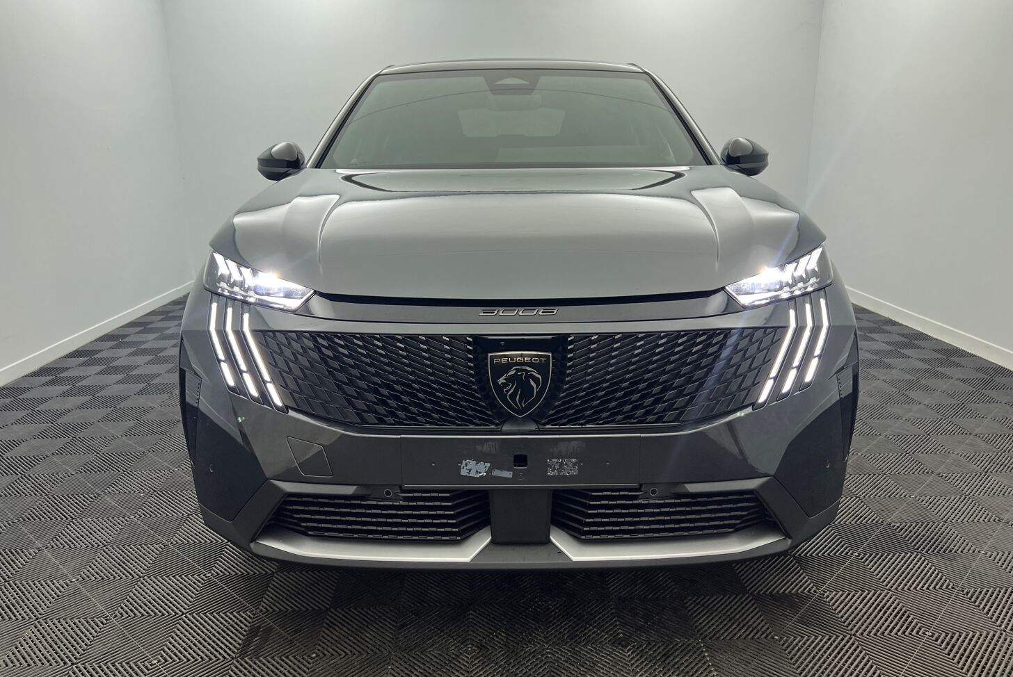 PEUGEOT 3008 SUV Hybride Essence