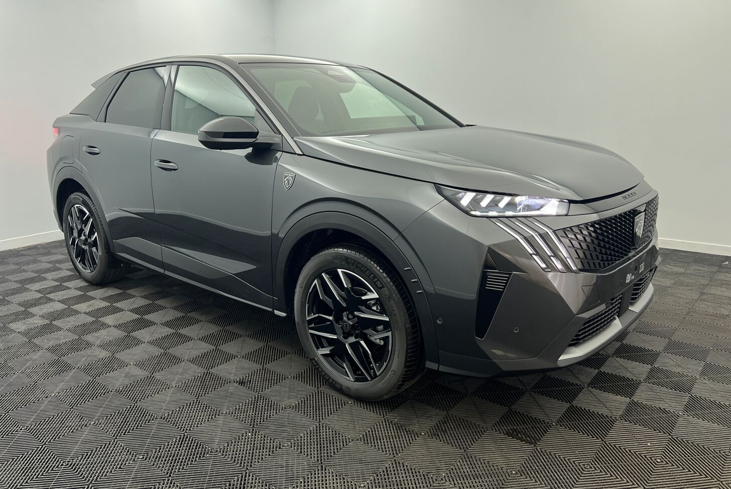 PEUGEOT 3008 SUV Hybride Essence