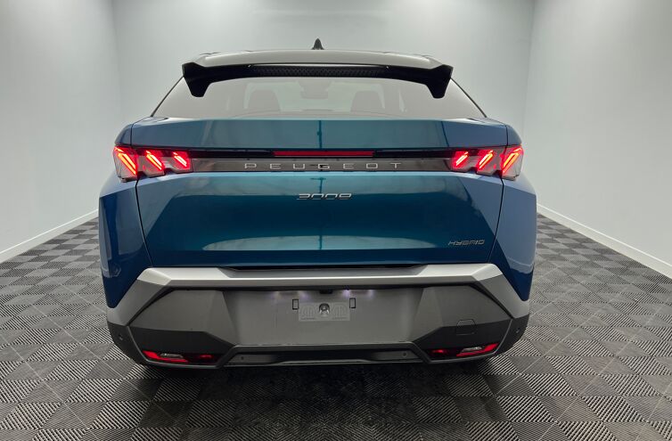 PEUGEOT 3008 SUV Hybride Essence