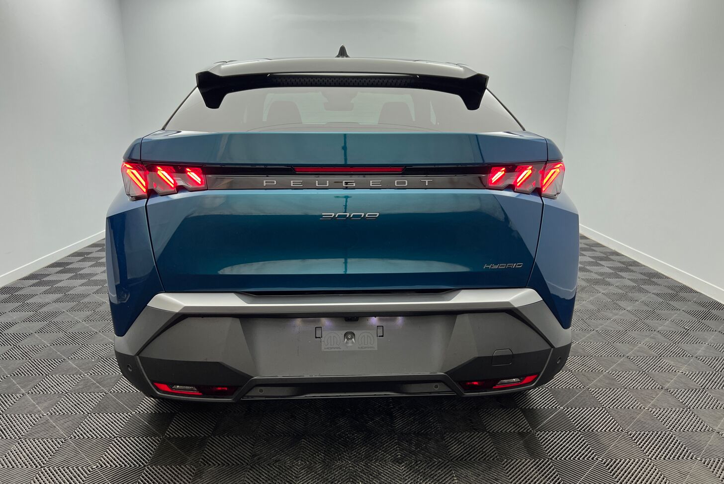 PEUGEOT 3008 SUV Hybride Essence