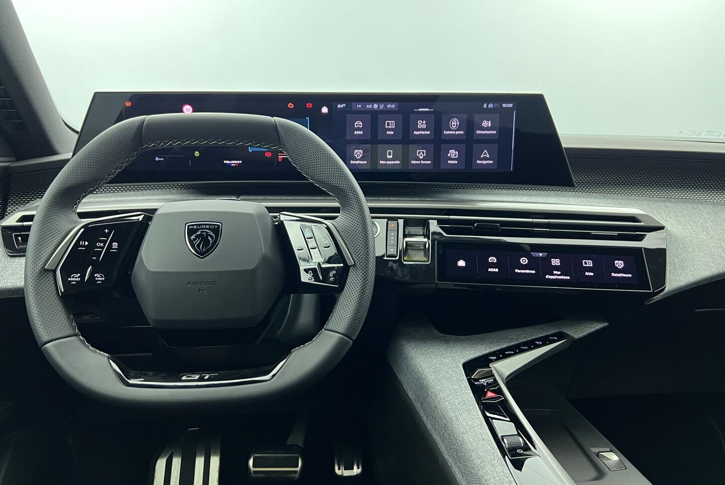 PEUGEOT 3008 SUV Hybride Essence