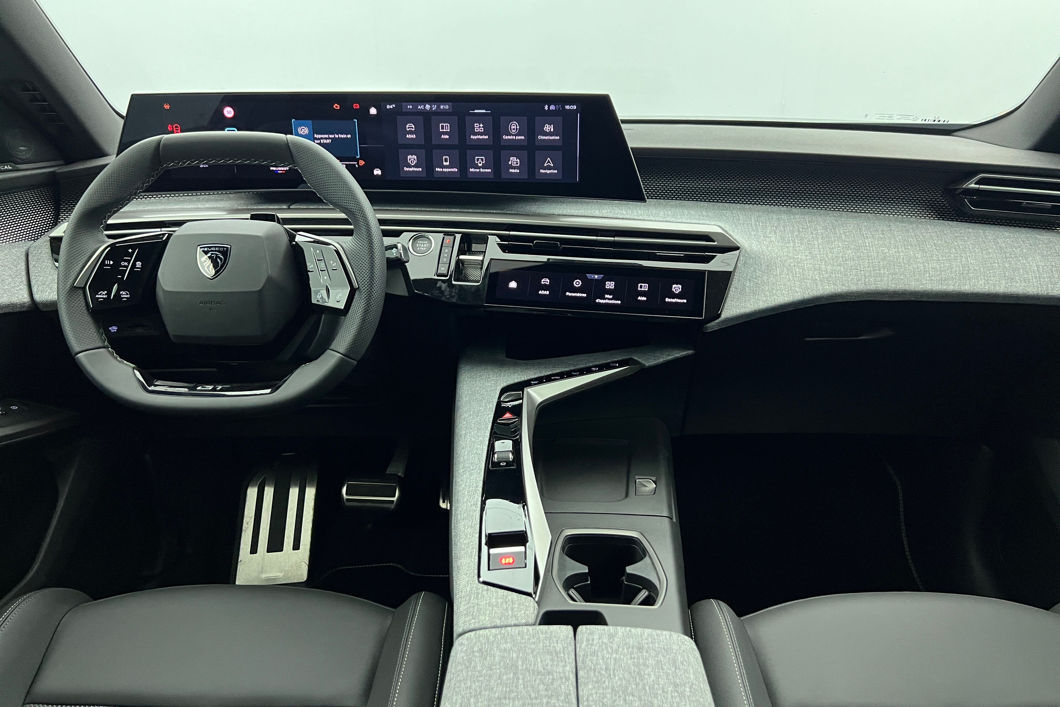 PEUGEOT 3008 SUV Hybride — photo 8