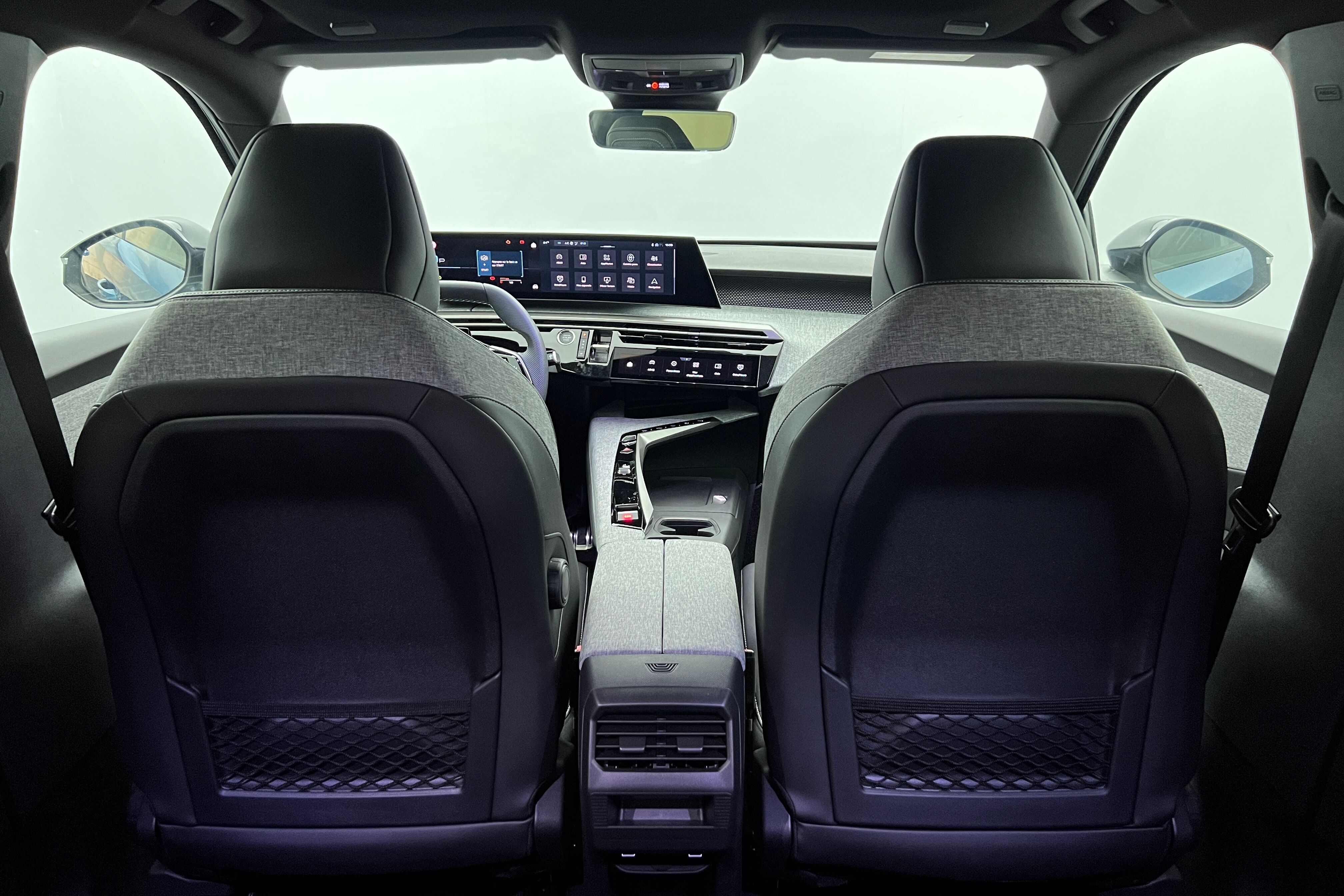 PEUGEOT 3008 SUV Hybride — photo 10