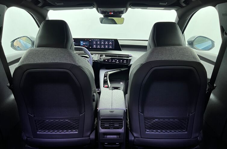 PEUGEOT 3008 SUV Hybride Essence