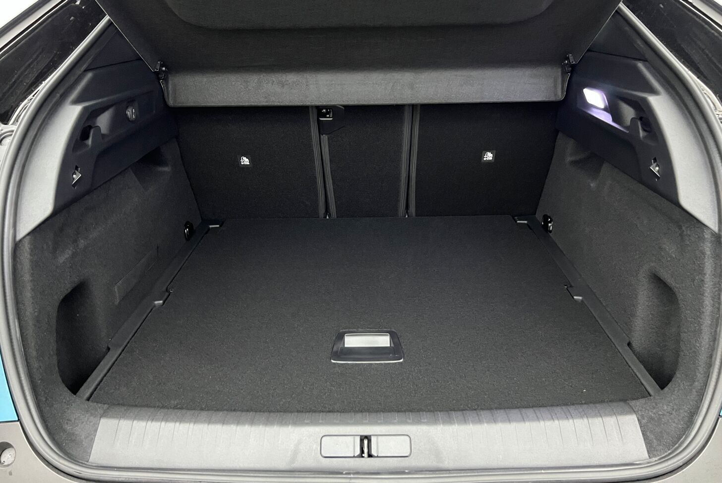 PEUGEOT 3008 SUV Hybride Essence