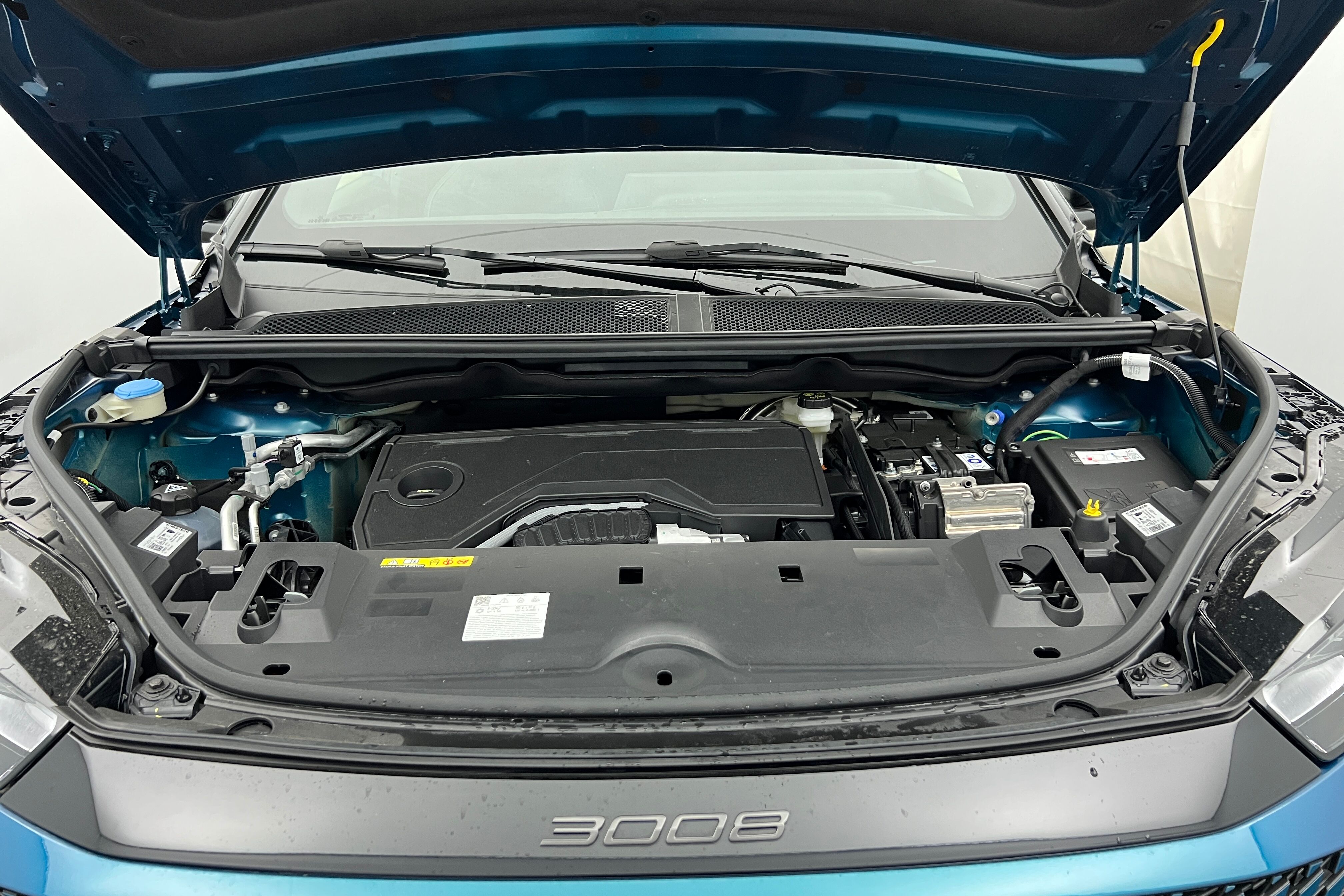 PEUGEOT 3008 SUV Hybride — photo 21