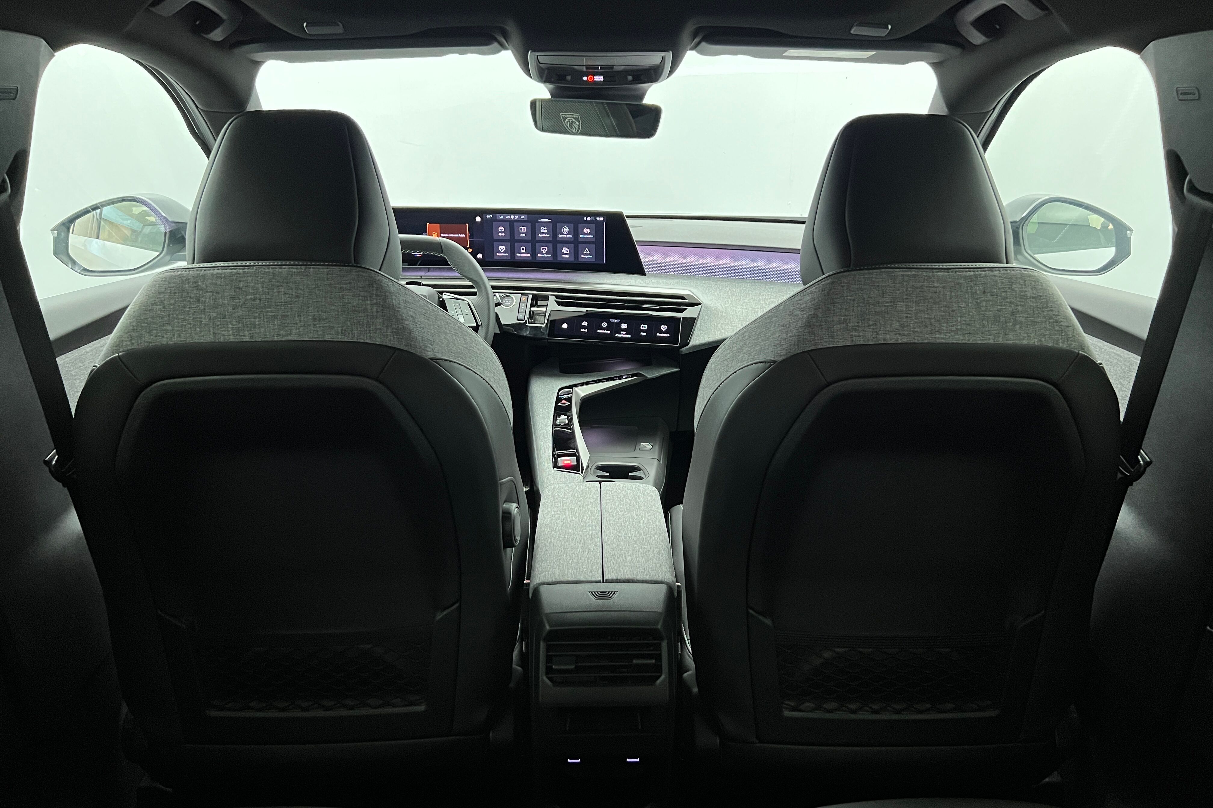 PEUGEOT 3008 SUV Hybride — photo 10
