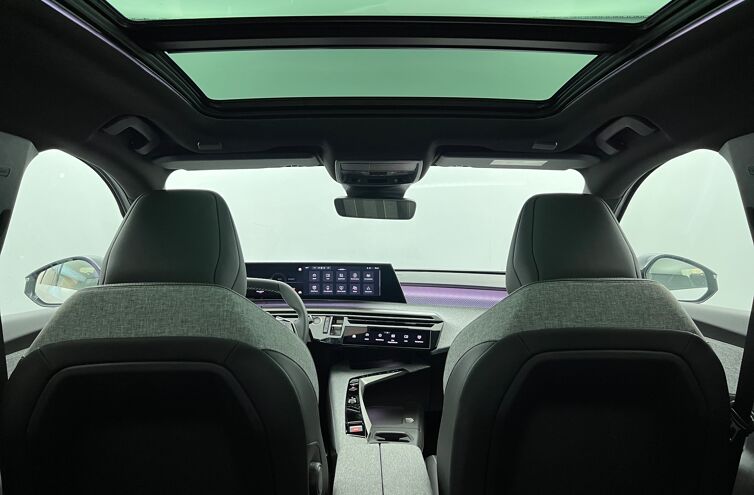 PEUGEOT 3008 SUV Hybride Essence