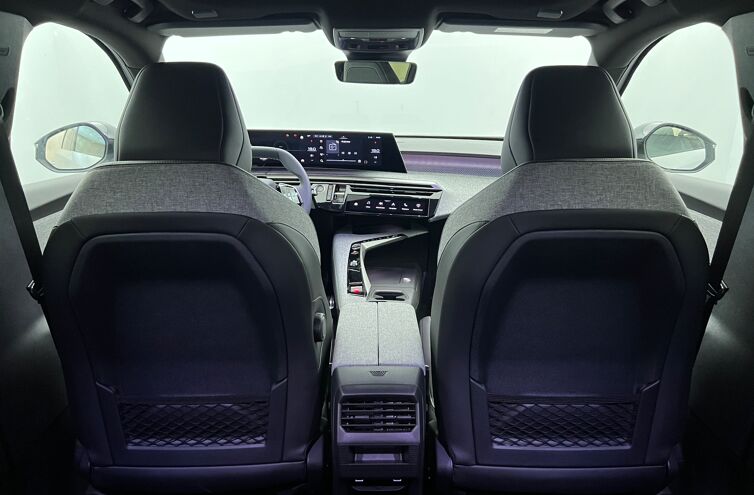 PEUGEOT 3008 SUV Hybride Essence