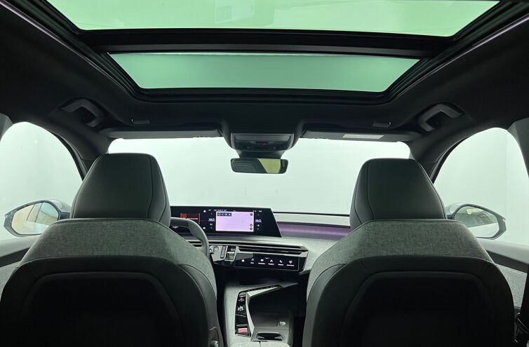 PEUGEOT 3008 SUV Hybride Essence