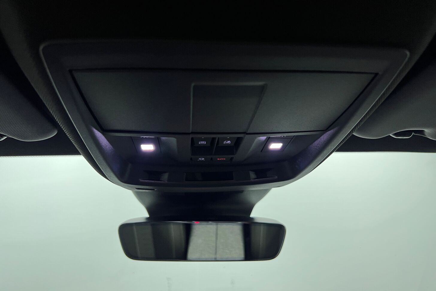 PEUGEOT 3008 SUV Hybride Essence