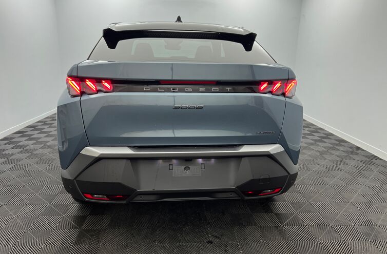 PEUGEOT 3008 SUV Hybride Essence
