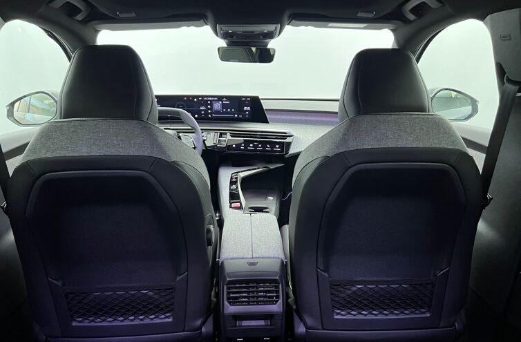 PEUGEOT 3008 SUV Hybride Essence